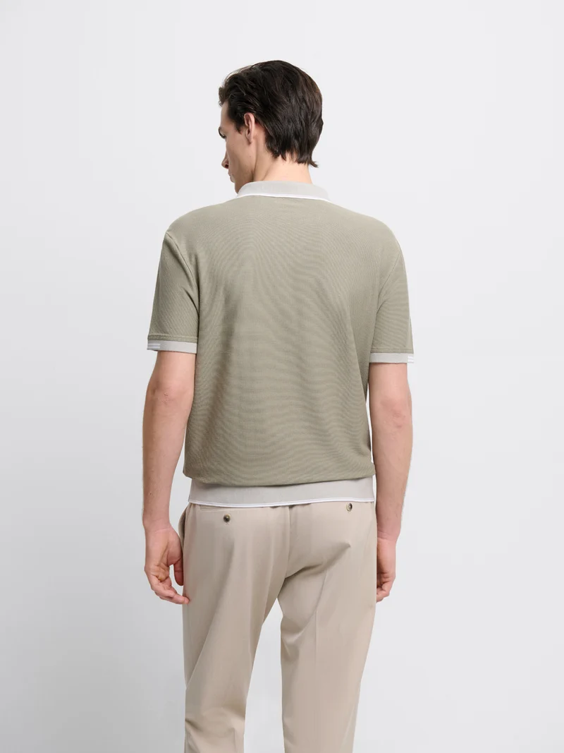 Polo col ouvert