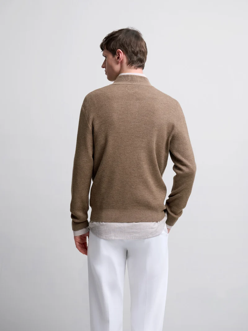 Pull col montant boutonné