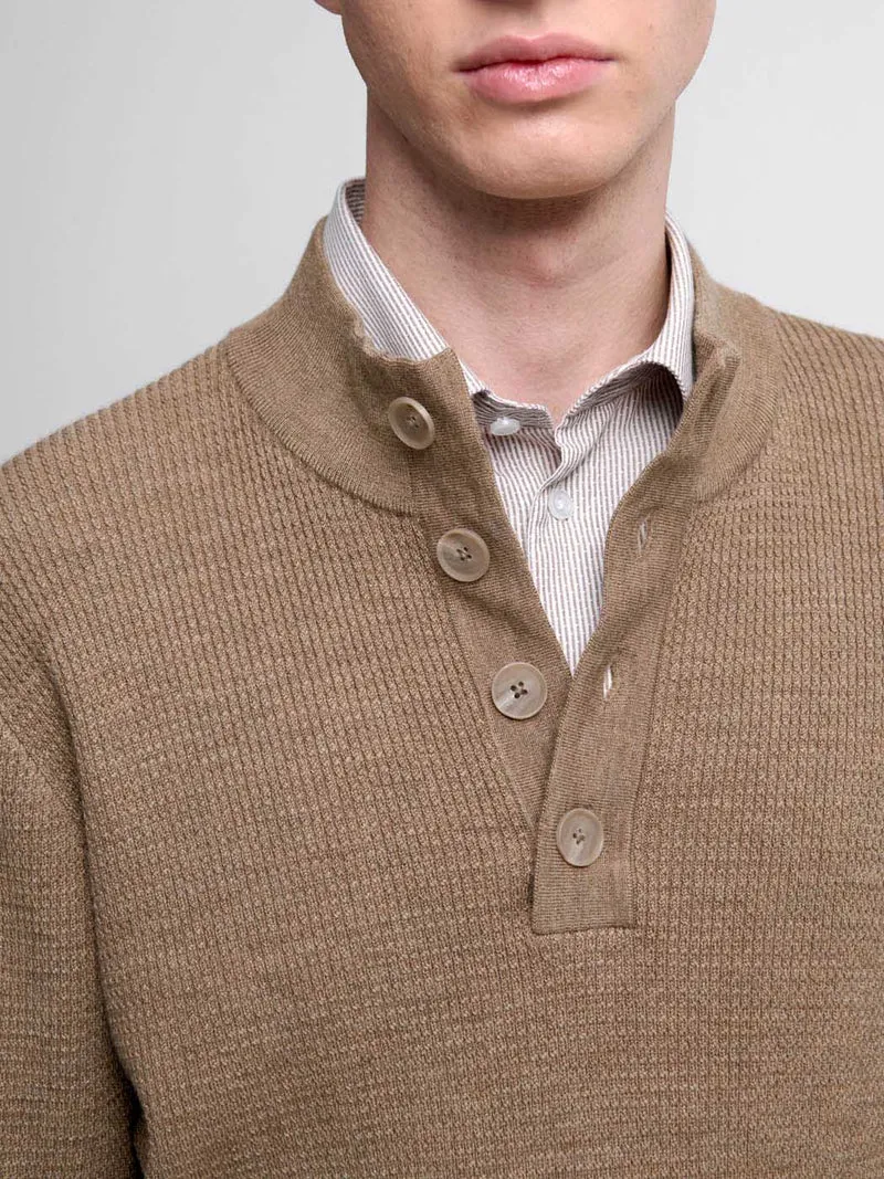 Pull col montant boutonné