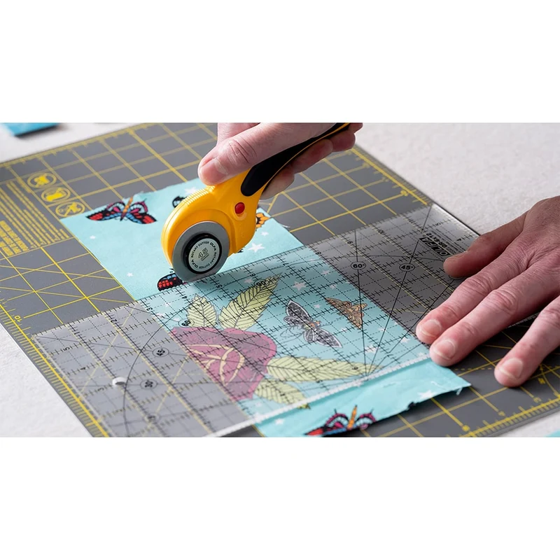 OLFA | Tapis de coupe rotatif double face | 12″ x 18″