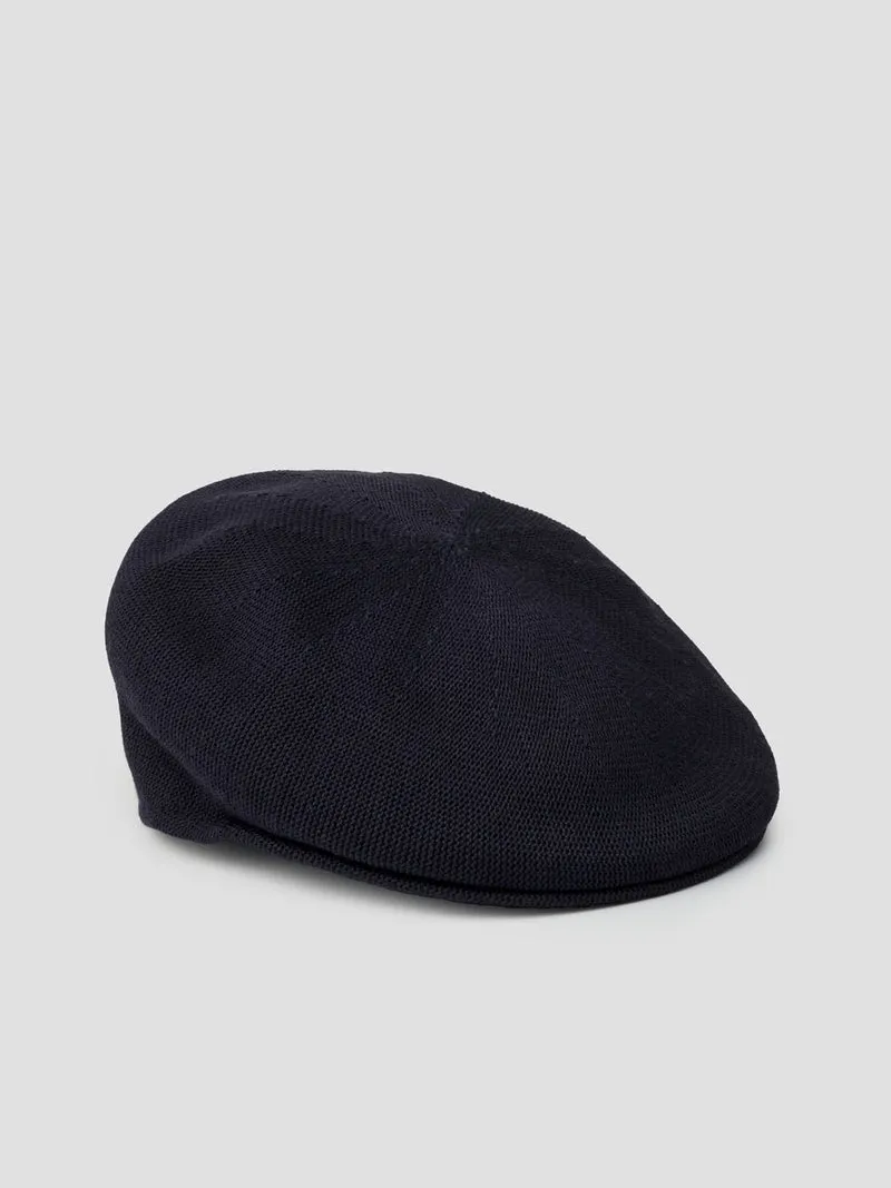 Casquette plate en maille