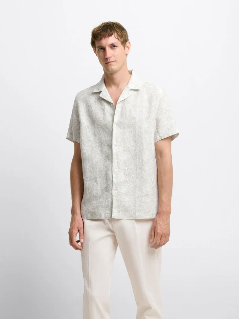 Chemise manches courtes en lin à motifs