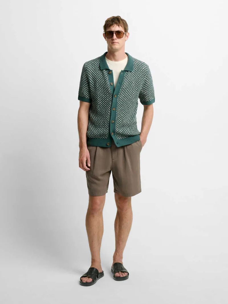 Chemise en maille col montant