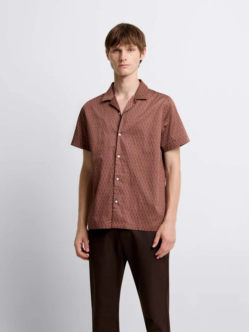 Chemise manches courtes regular à motifs