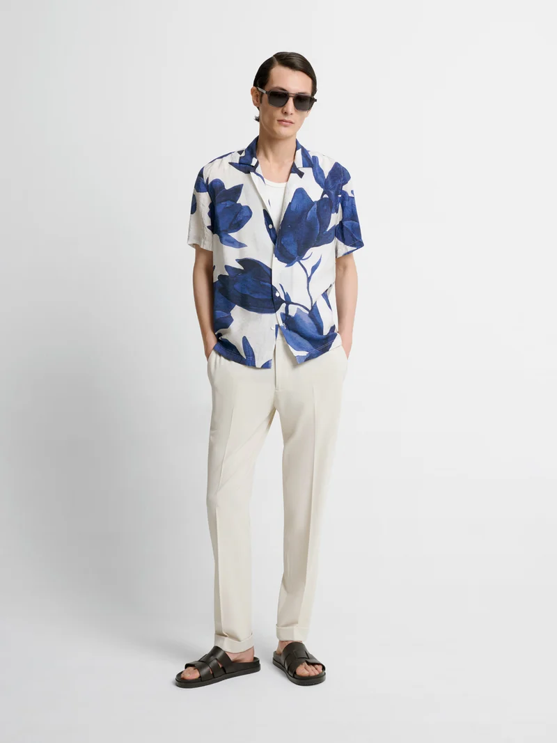 Chemise manches courtes regular fleurie