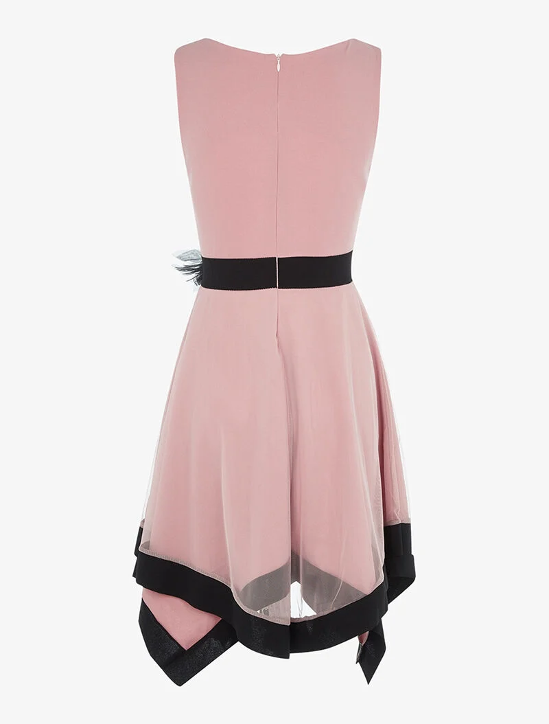 Robe à empiècement tulle et broche - vieux rose
