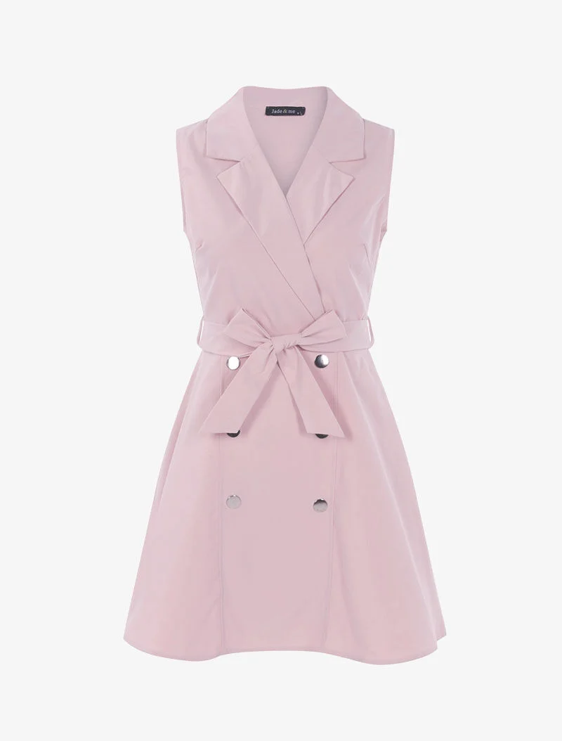 Robe patineuse à boutons décoratifs - rose