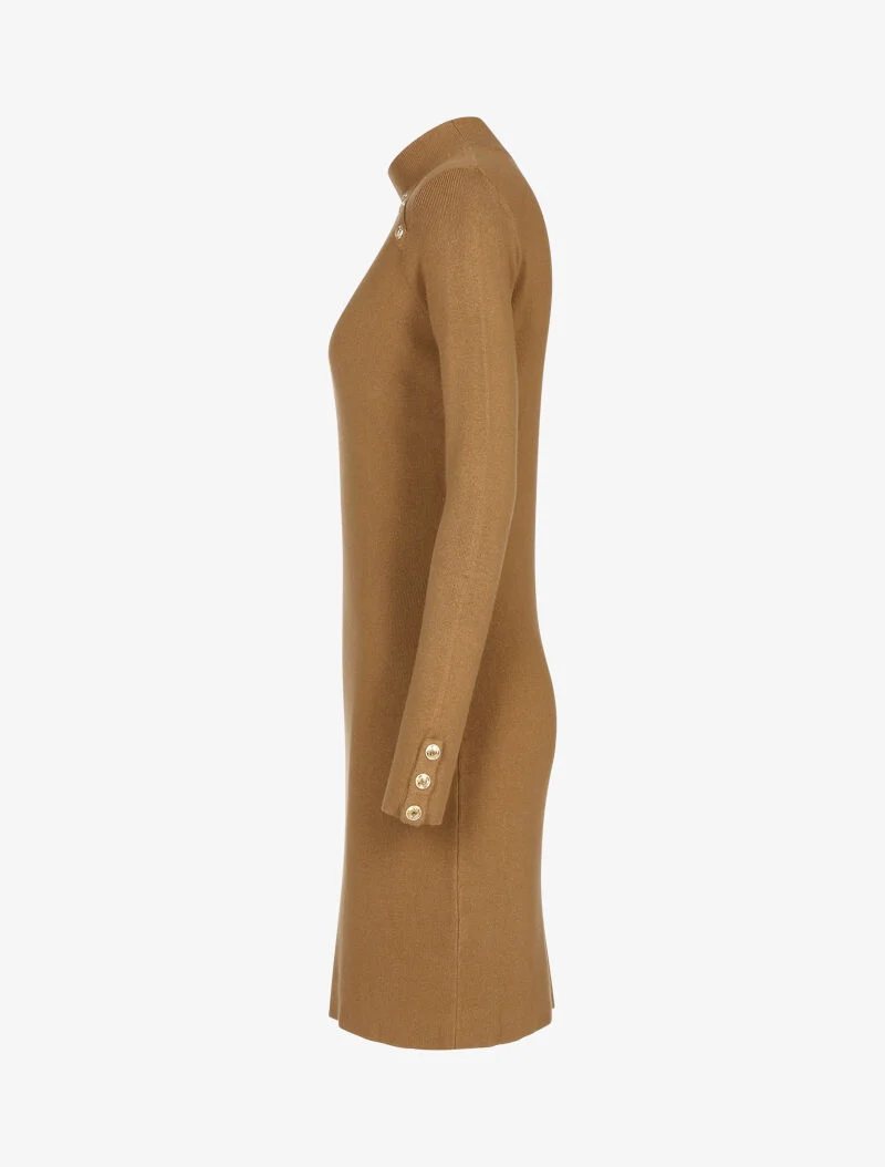 Robe pull à boutons contrastants - camel