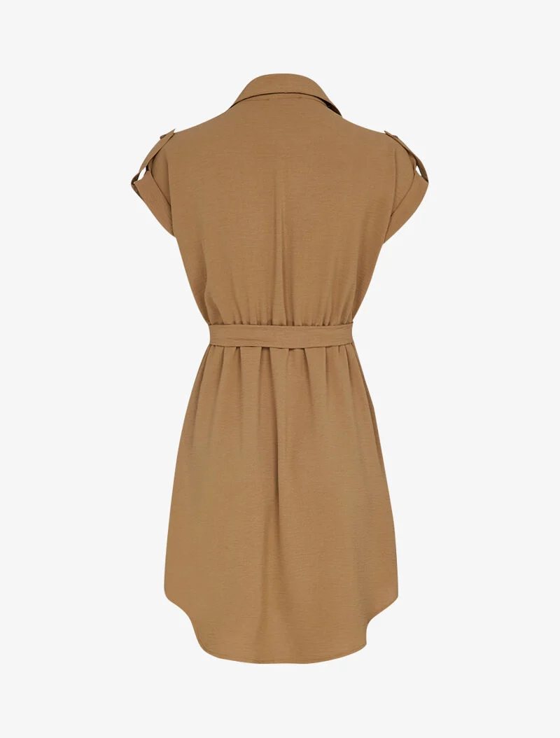 Robe patineuse à manches courtes rabattables - camel