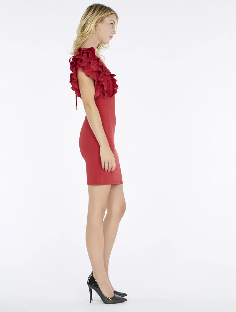 Robe épaules volantées plissées - bordeaux