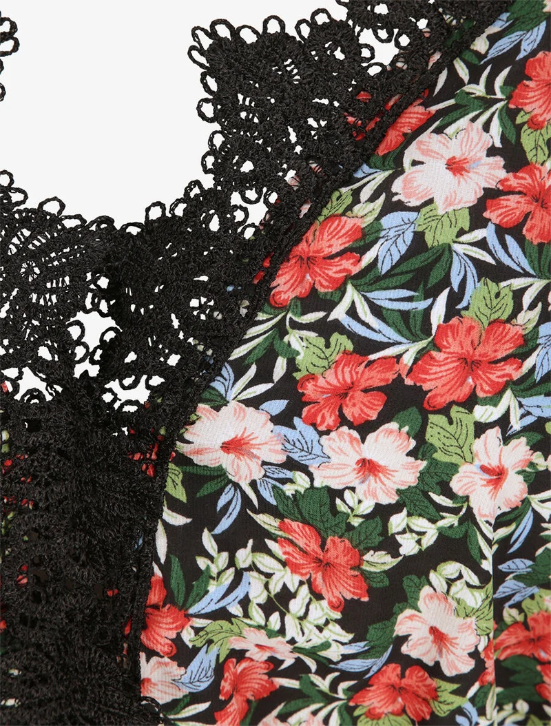 Robe longue fleurie et à fines broderies - Noir