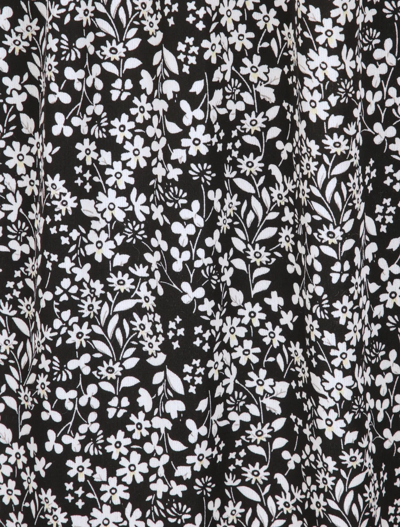 Robe longue à motifs fleuris et taille brodée - Noir