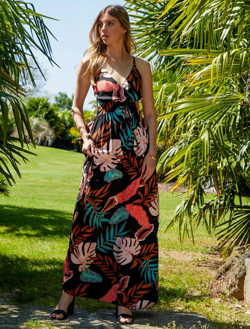 Robe longue empire imprimé plantes tropicales à bretelles - Noir