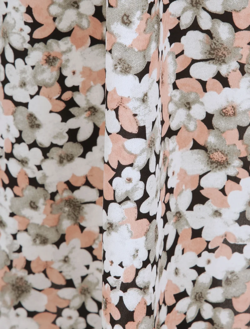 Robe patineuse imprimé fleurs d'été - Noir