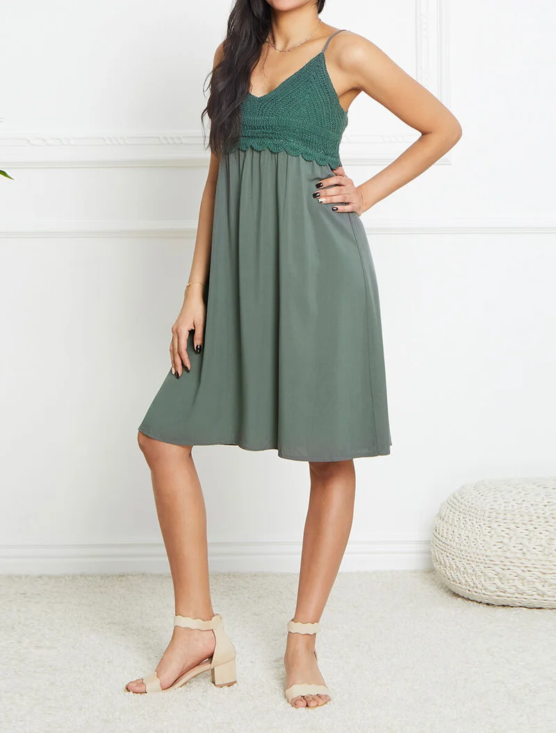 Robe à col V à détail crochet - Kaki