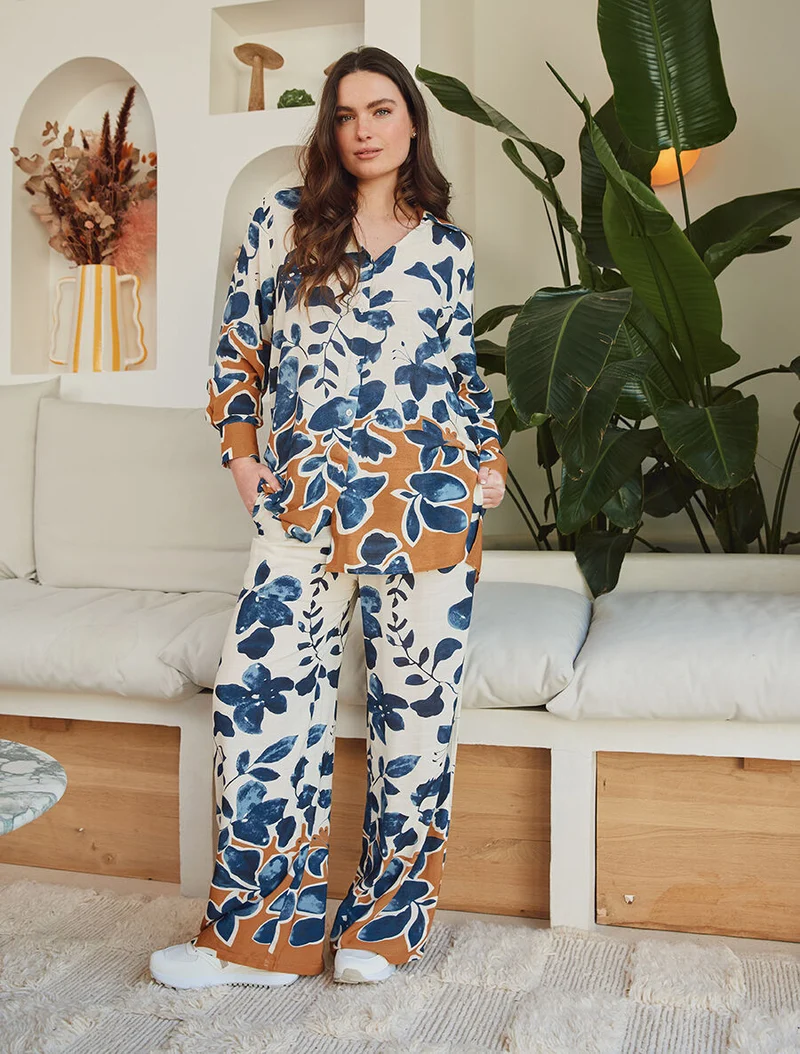 Ensemble chemise et pantalon imprimé floral - Marine