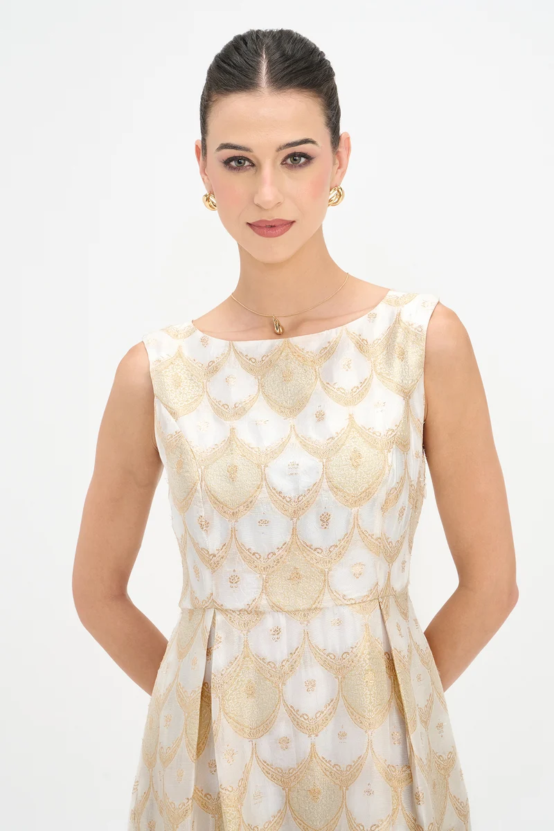 Mysuri|100% Viscose Boat Neck Maxi Dress