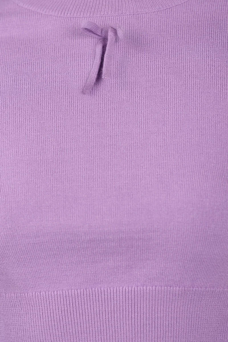 Fila|Viscose Scallop Hem Crop Knit Top