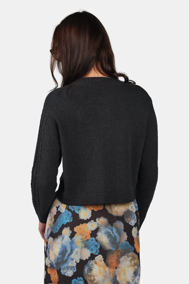 Ruza|100% Cotton Curved Hem Knitted Crop Cardigan