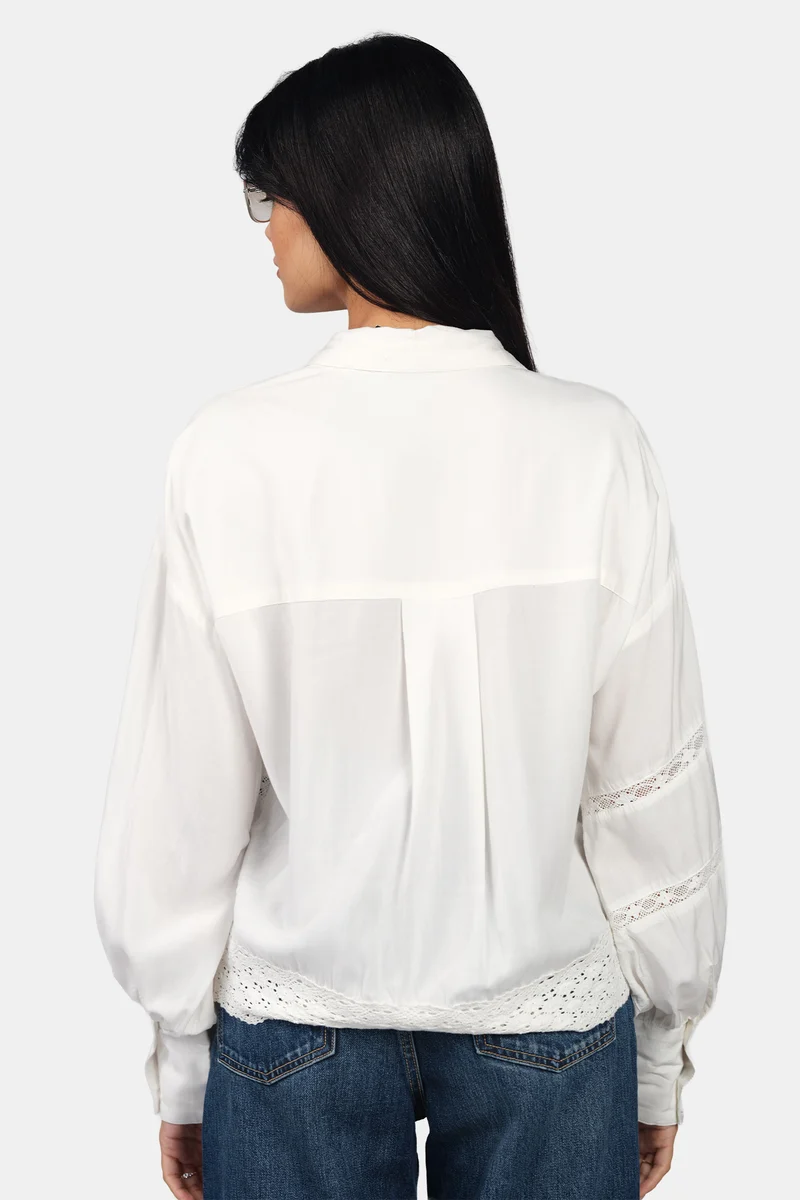 CIA|100% Viscose Lace Accent Overshirt