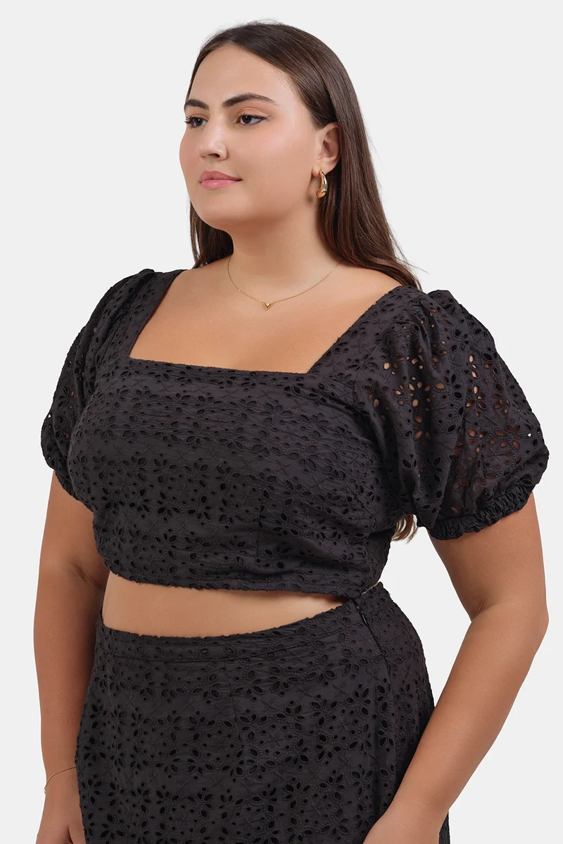 Melis Top|100% Cotton Schiffli Cropped Top