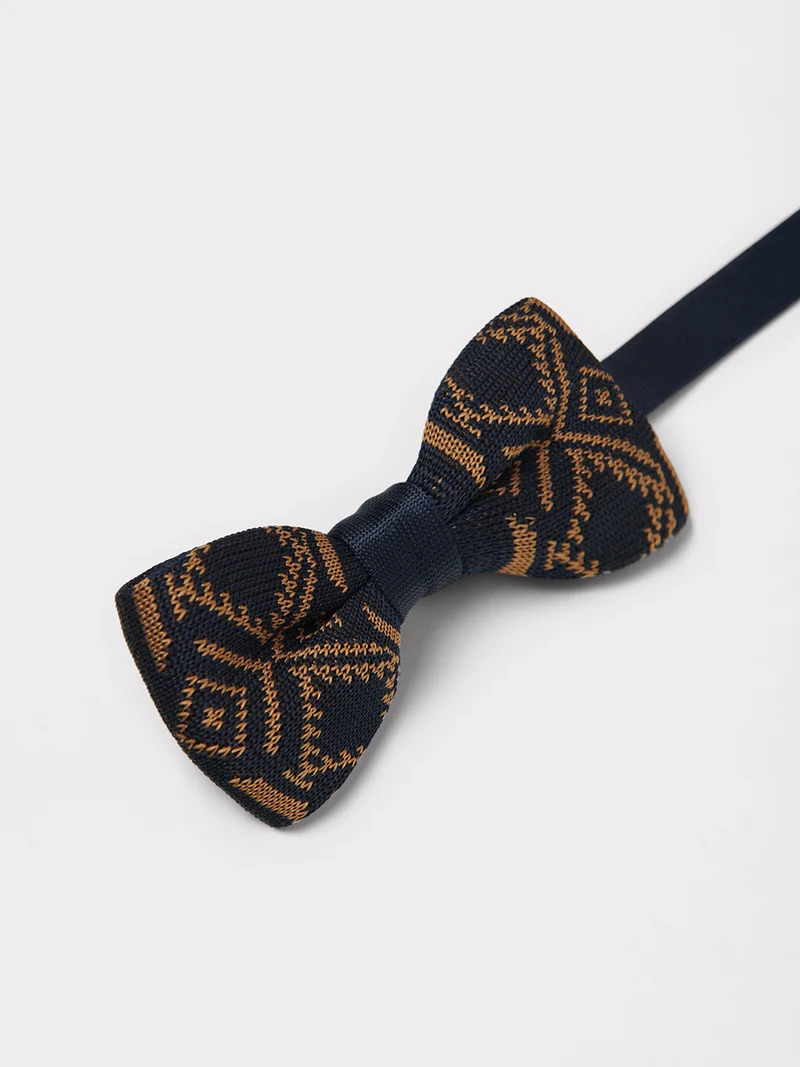 Noeud papillon en tricot fantaisie