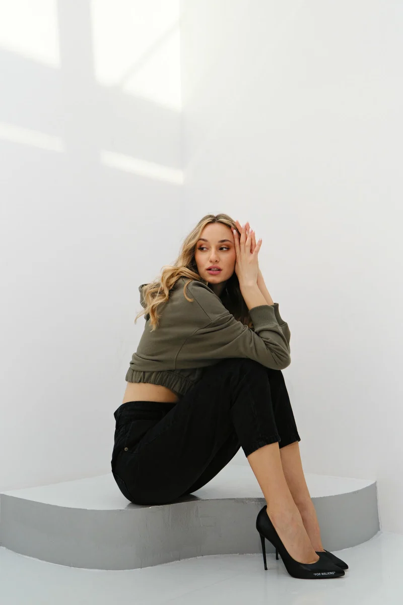 Kai|Cotton Cropped Elasticated Hoodie