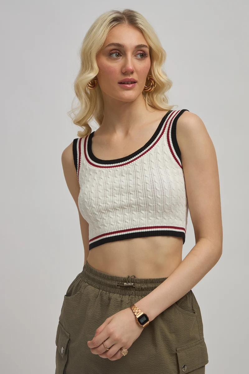 Eliza|Cotton Fitted Scoop Neck Crop Top