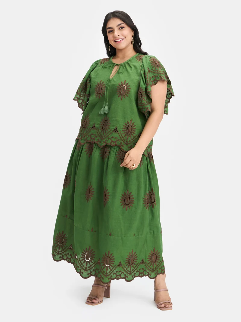 Zinal|100% Cotton Schiffli Tie-Up Top