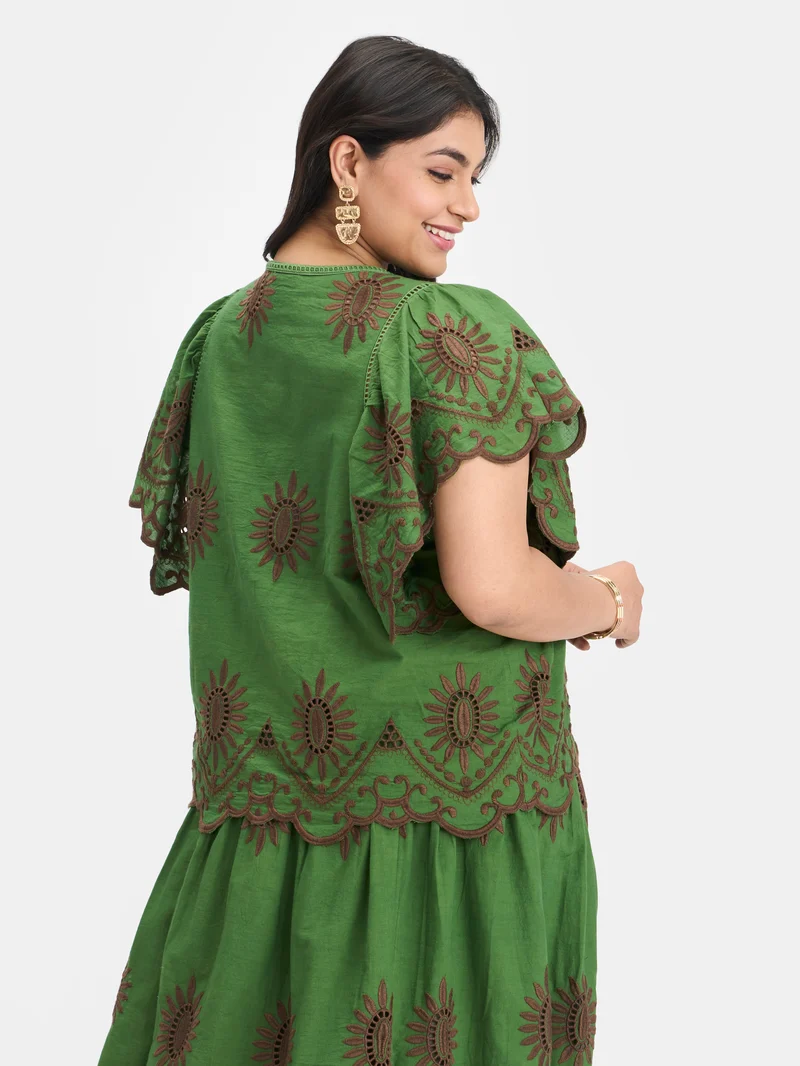 Zinal|100% Cotton Schiffli Tie-Up Top