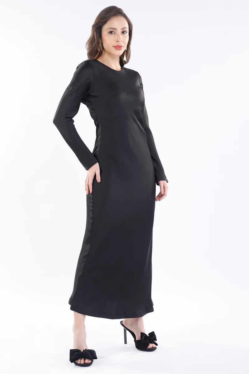 Fae|Satin Stylised Back Maxi Gown