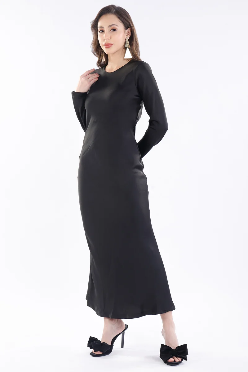 Fae|Satin Stylised Back Maxi Gown