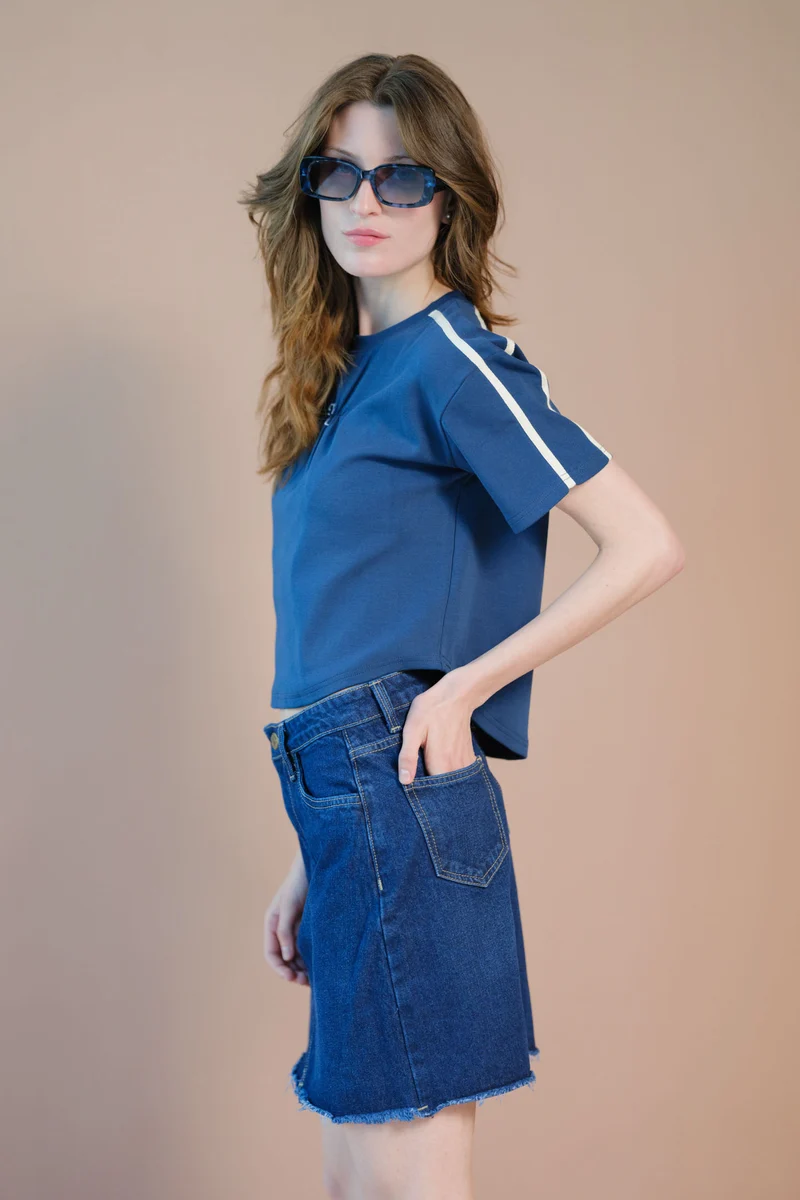 Ozzy|Cotton Stretch Blue Varsity Casual Tee