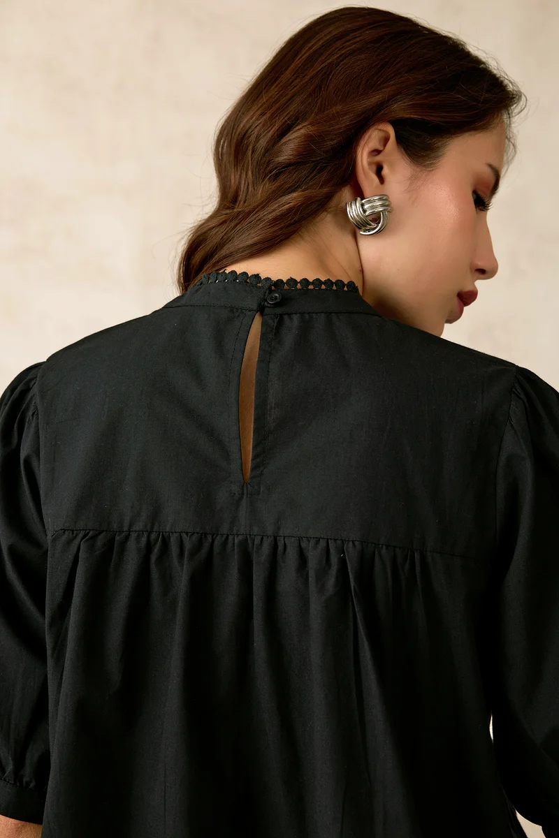 Jesse|100% Cotton Diagonal Tuck Detail Lace Top