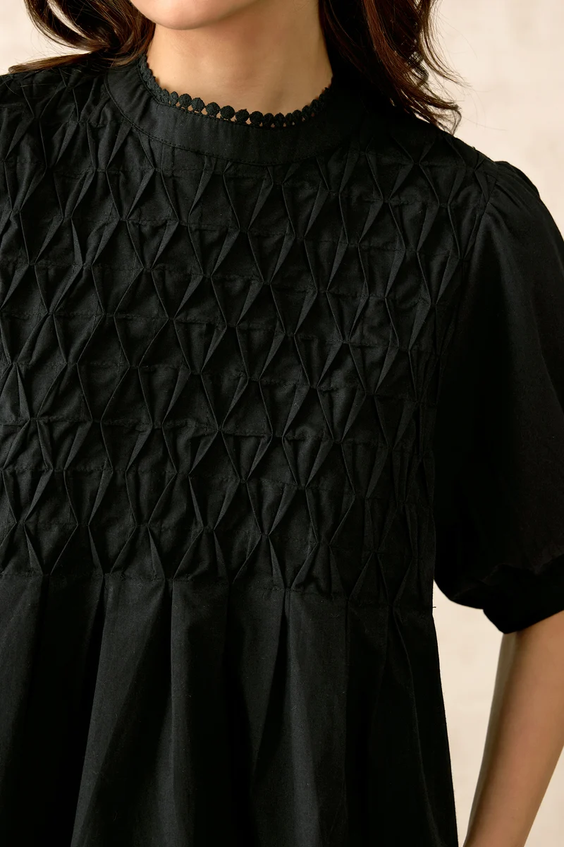 Jesse|100% Cotton Diagonal Tuck Detail Lace Top