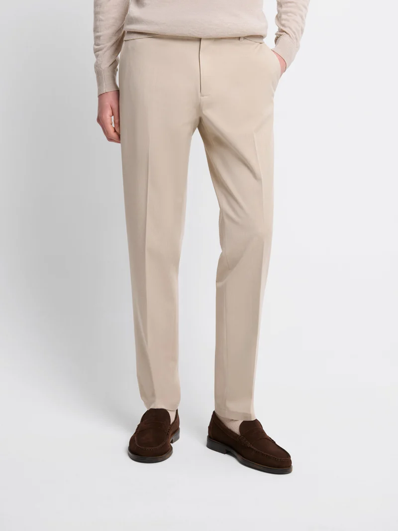 Chino taille semi-élastiquée