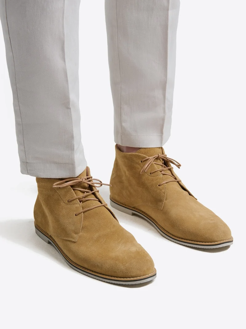 Bottines en cuir suédé