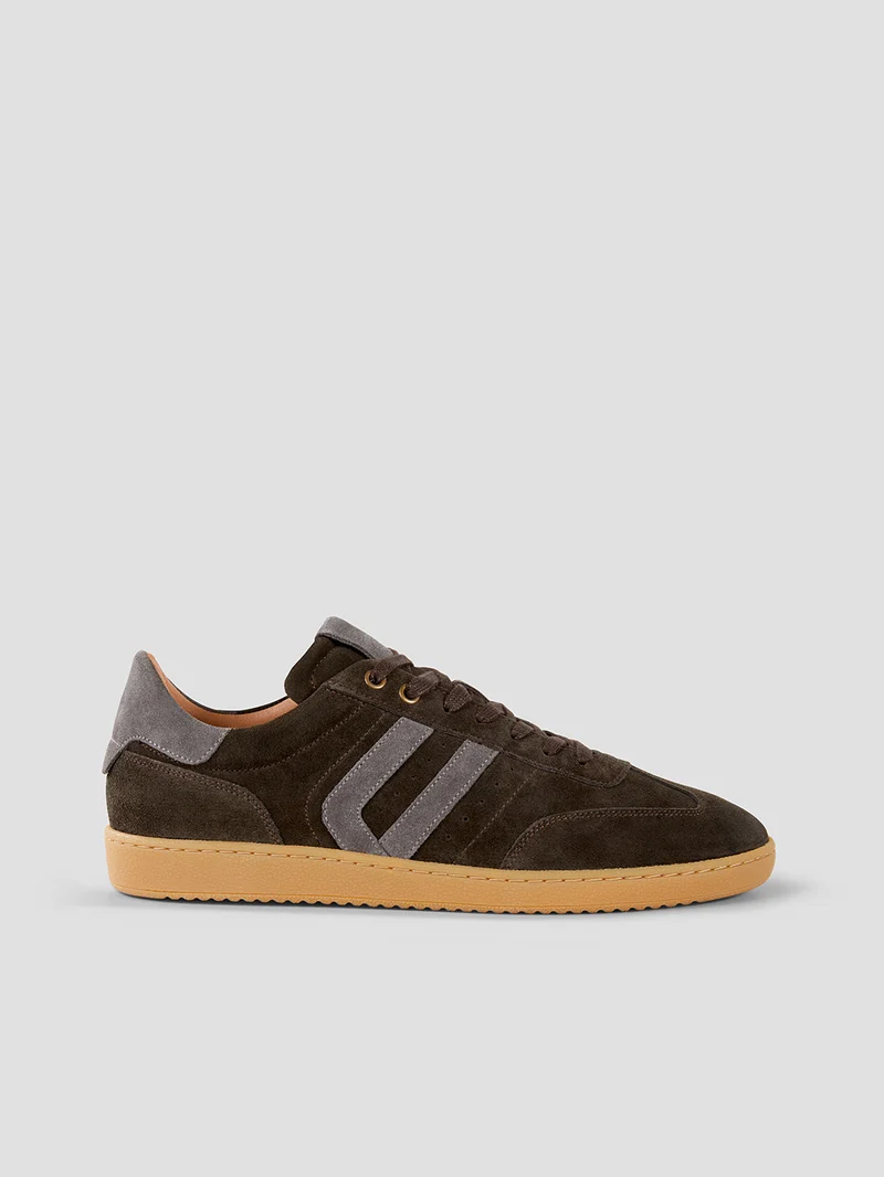 Baskets en cuir