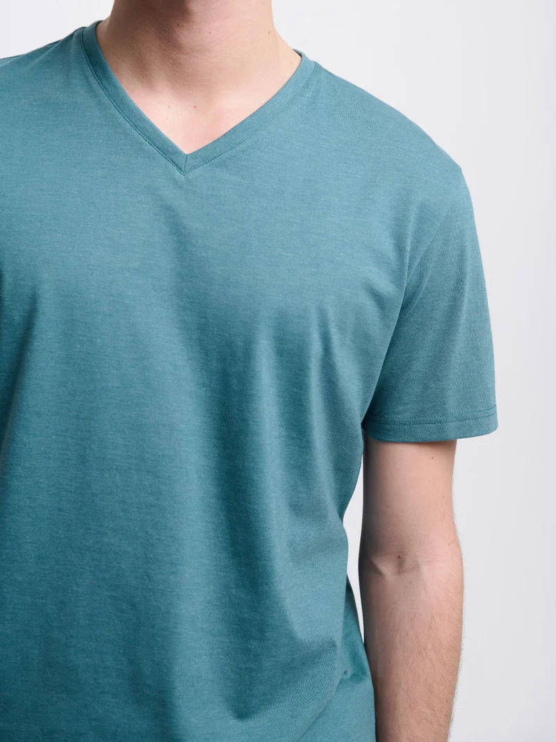 T-shirt col V mélange coton Supima®