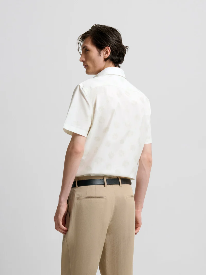 Chemise manches courtes slim fleurie