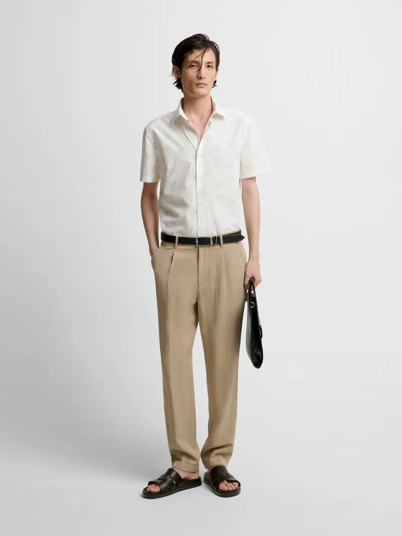 Chemise manches courtes slim fleurie