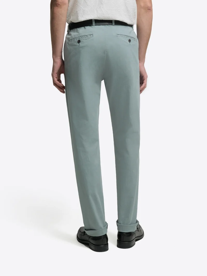 Chino slim en coton mélangé