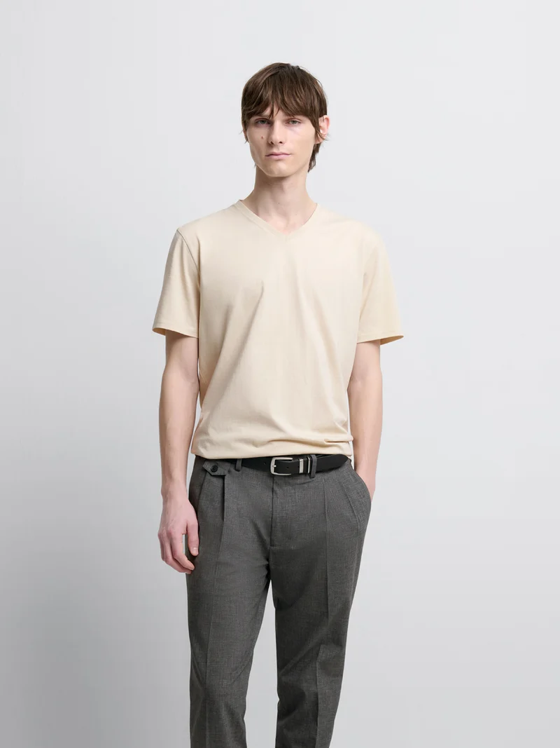 T-shirt col V en coton Supima®