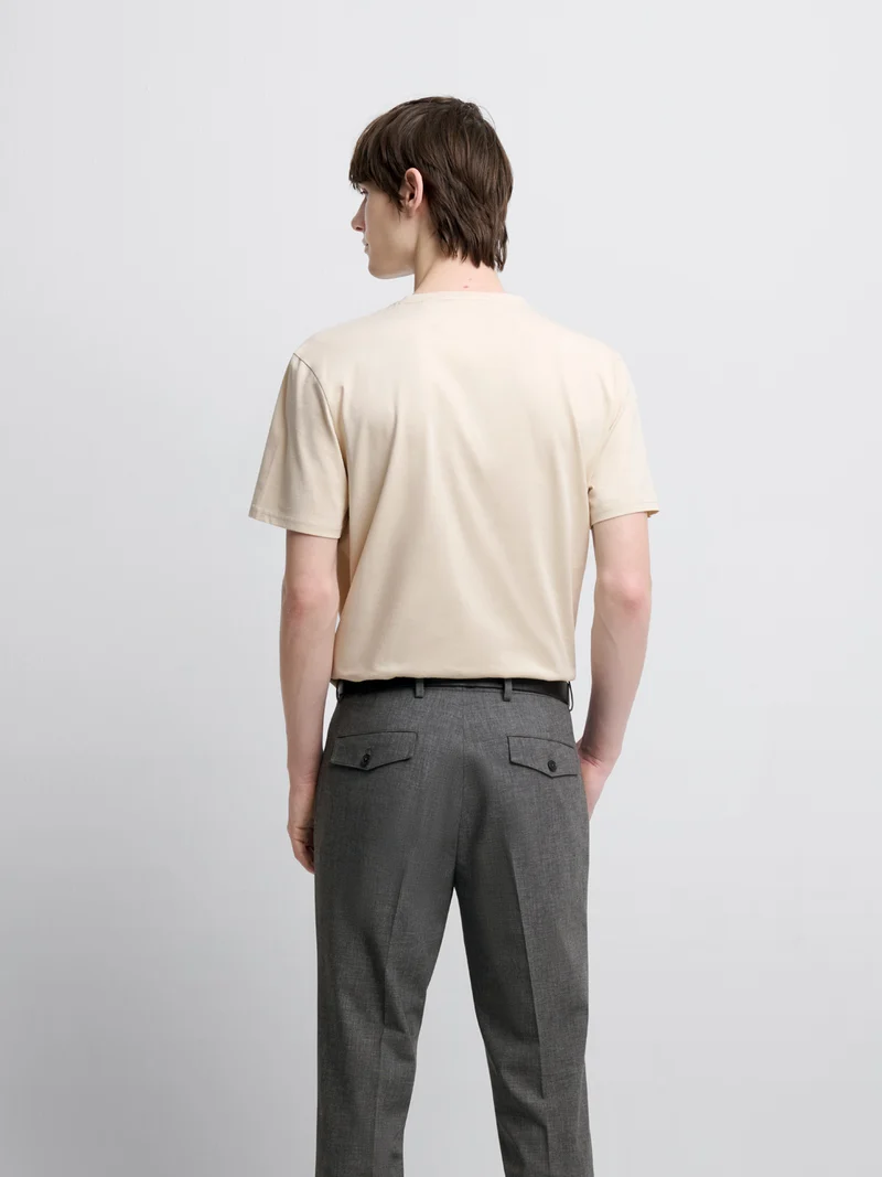 T-shirt col V en coton Supima®