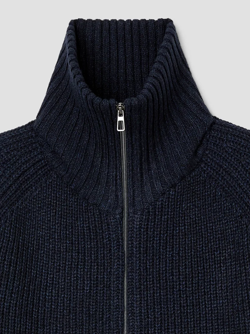 Cardigan zippé col montant maille perlée