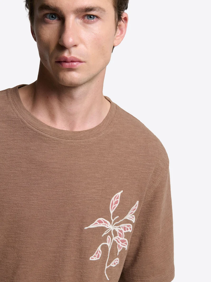 T-shirt col rond brodé en coton