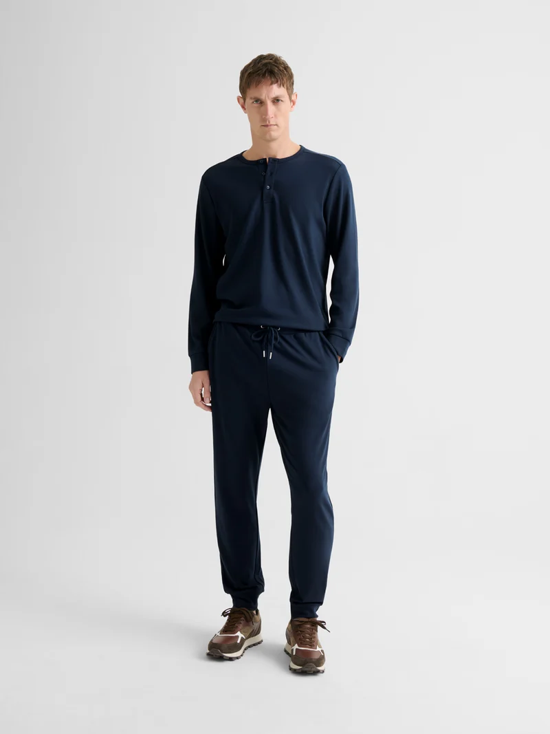 Haut homewear d'intérieur col tunisien