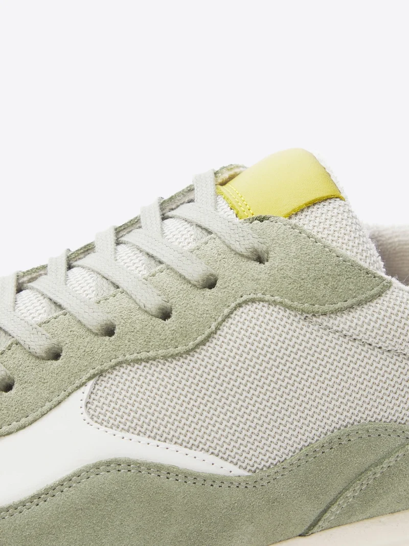 Baskets bicolore