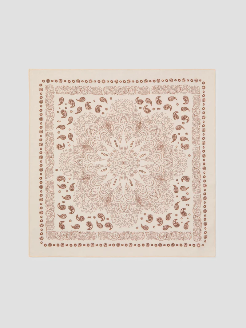 Carré motif bandana - L'atelier