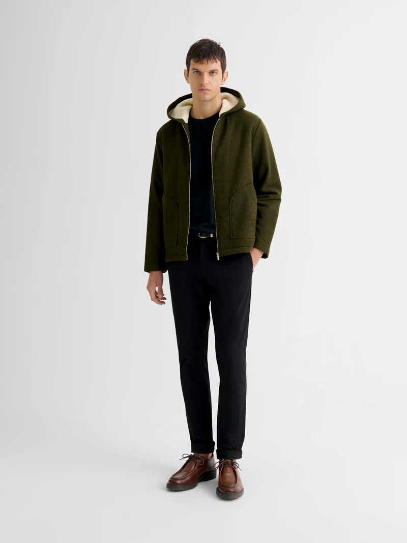 Blouson zippé à capuche en sherpa